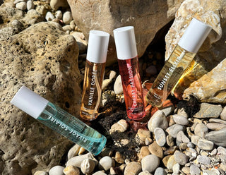 Brume parfumée ou parfum : lequel choisir cet été ?
