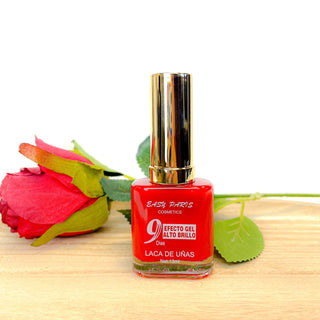 pintarse las uñas de rojo 